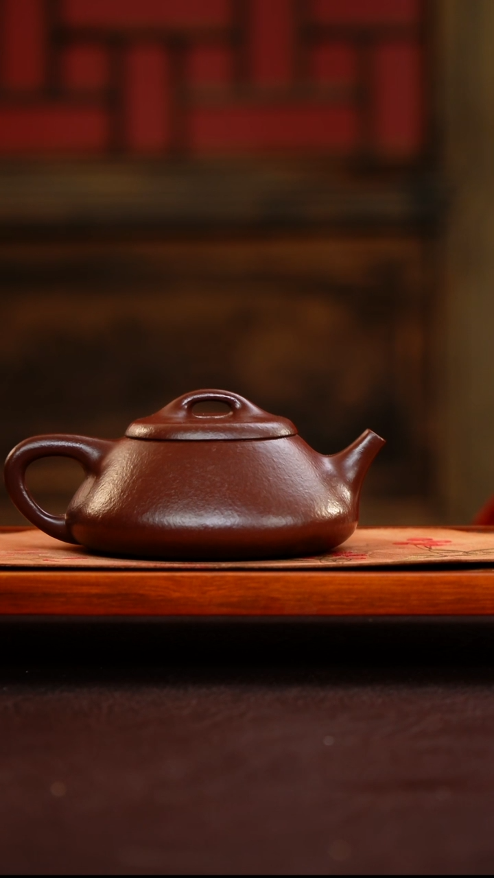 茶壶紫砂吕*纳瓢 180cc  紫袍玉砂 