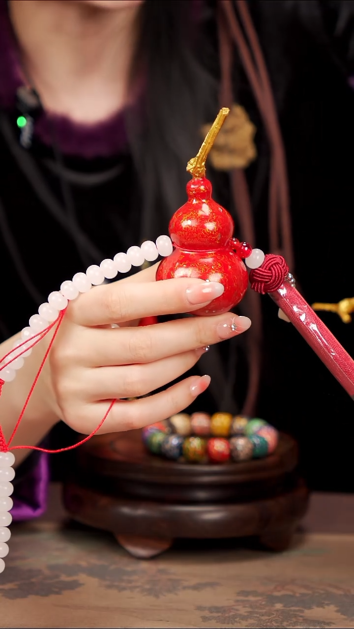 【闪购商品】111易林漂漆车挂手捻葫芦----188