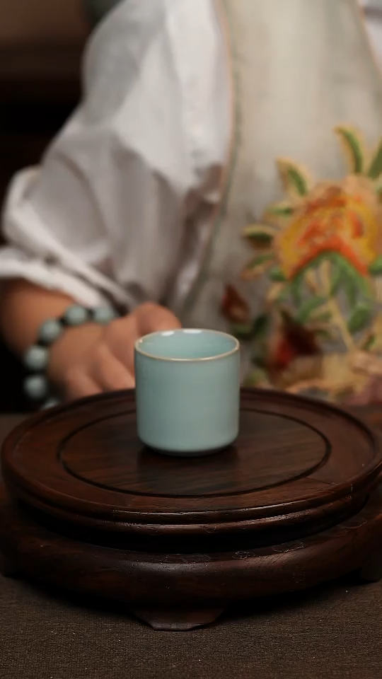 瓷片天青色扳指杯50ml微瑕不带礼盒