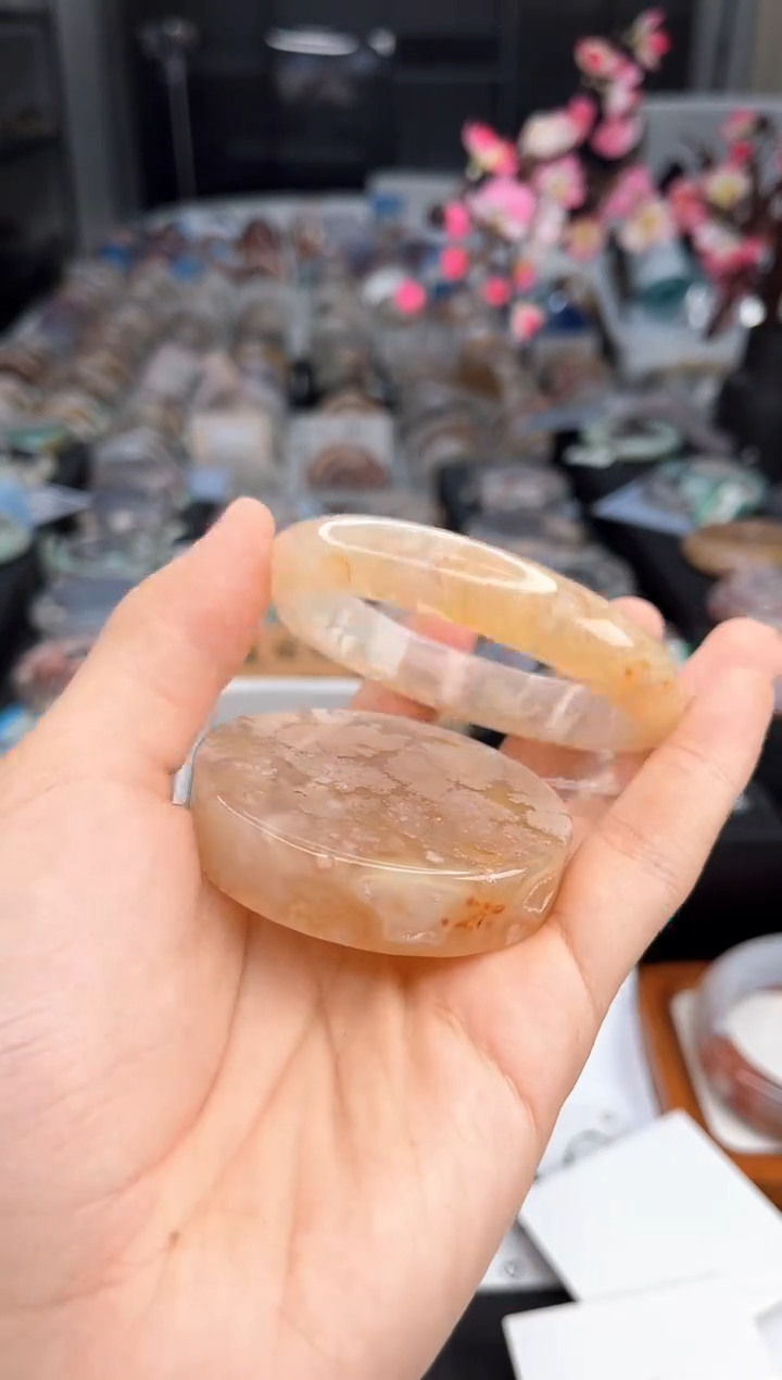 石英质玉手镯未镶嵌62圈口（赠送镯心）3359083