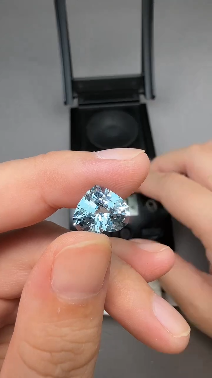 【闪购商品】托帕石裸石未镶嵌6.3ct-A073-1p