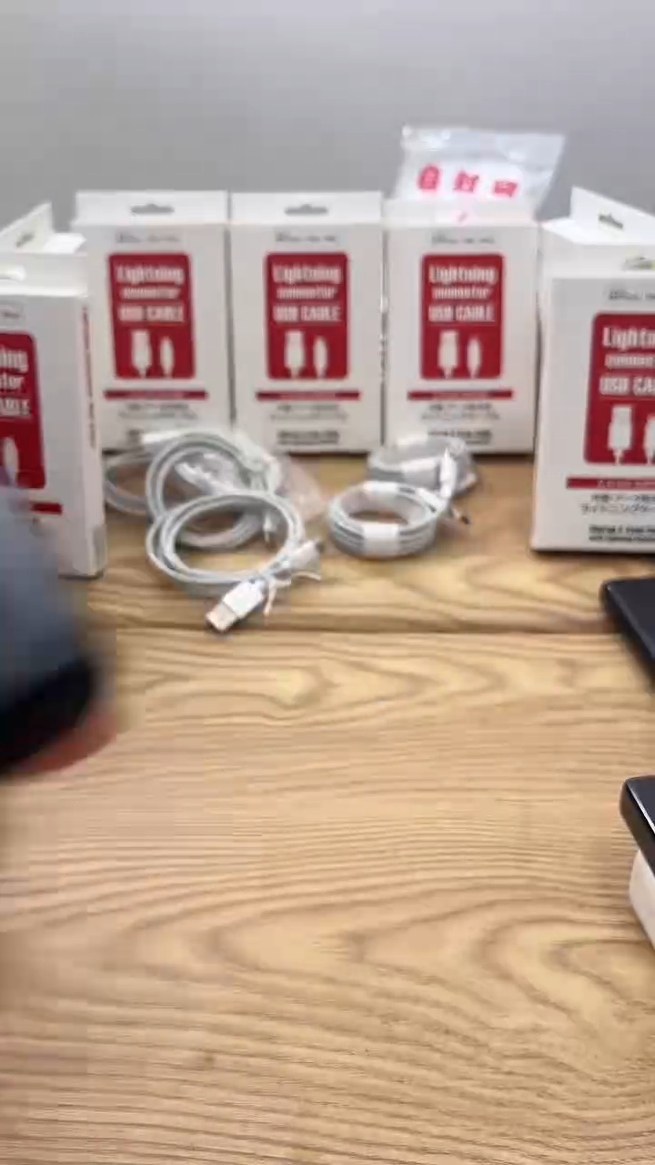 夹子款刘****店微瑕物品，no退no换