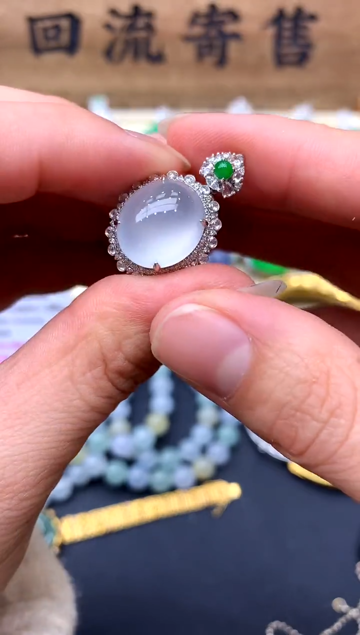 【闪购商品】翡翠戒指18K金镶嵌389-中国好珍宝