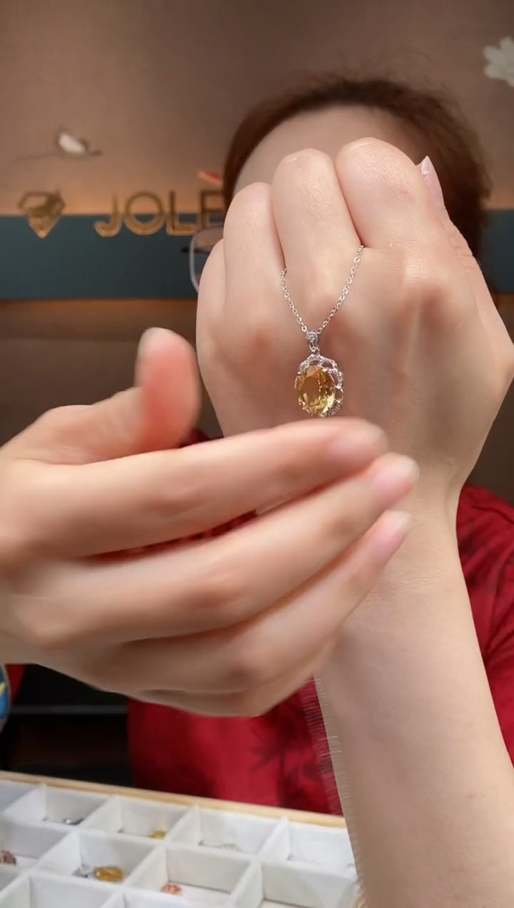 【闪购商品】黄晶吊坠银S925镶嵌黄晶吊坠