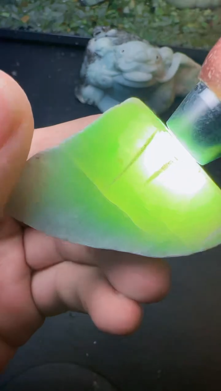 翡翠挂件未镶嵌009天然A货翡翠