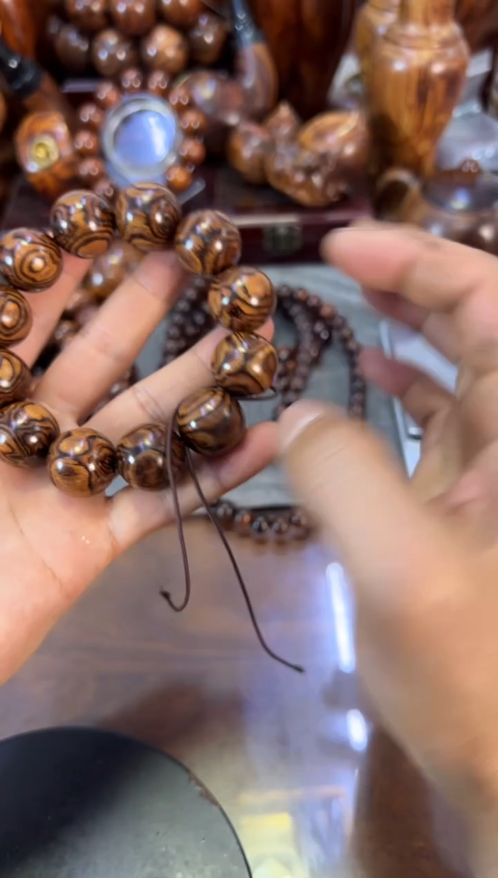 【闪购商品】黄花梨/降香黄檀手串/手链海南黄花梨2.0叉纹对眼手串