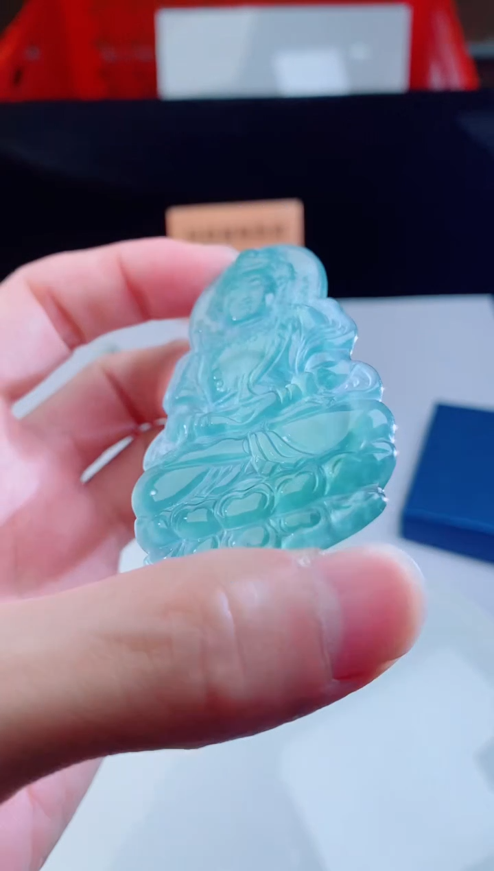 颈饰未镶嵌翡翠    ·