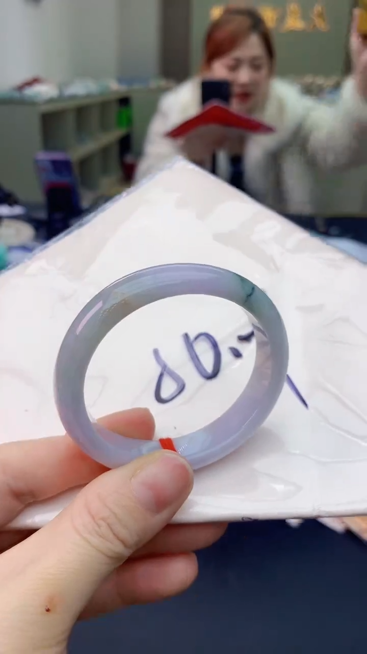 【闪购商品】翡翠手镯未镶嵌0129359409