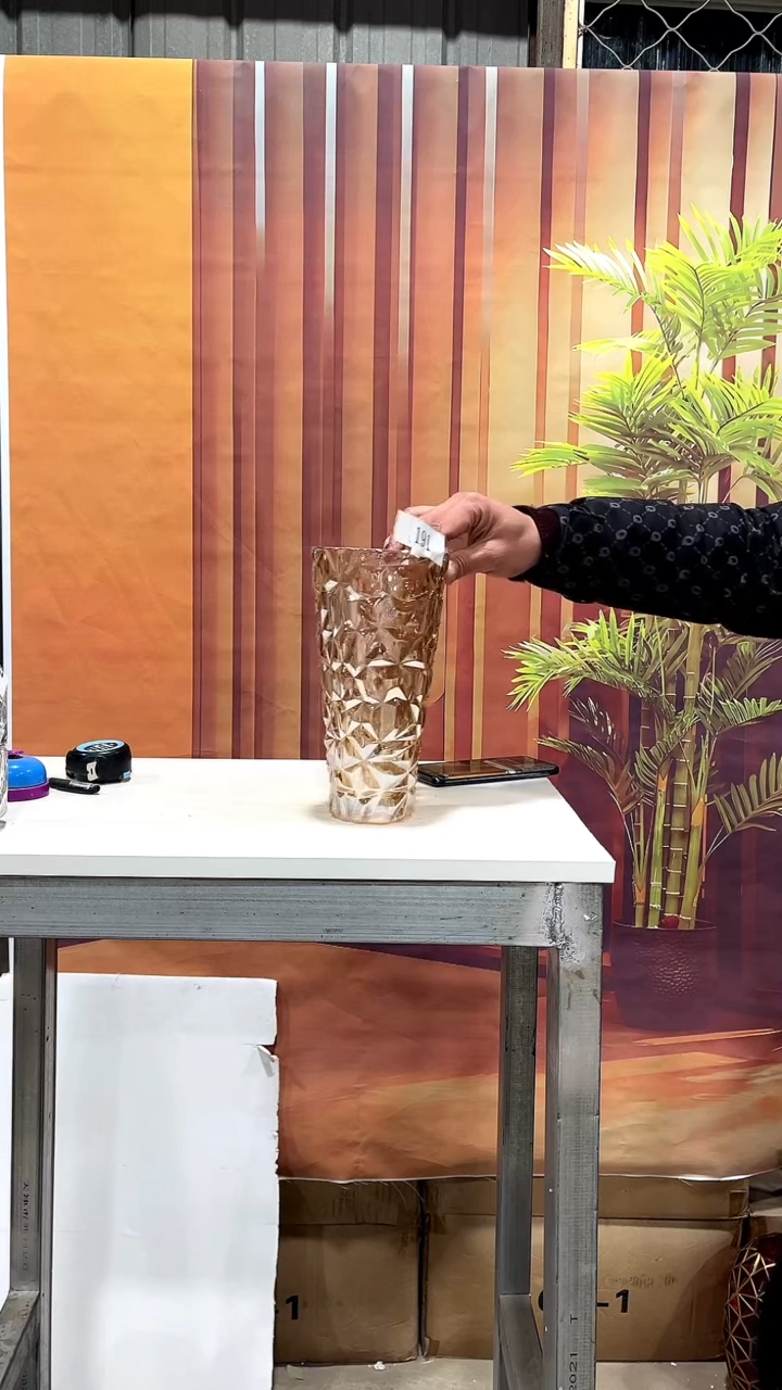 【闪购商品】玻璃191香槟色冰纹花瓶