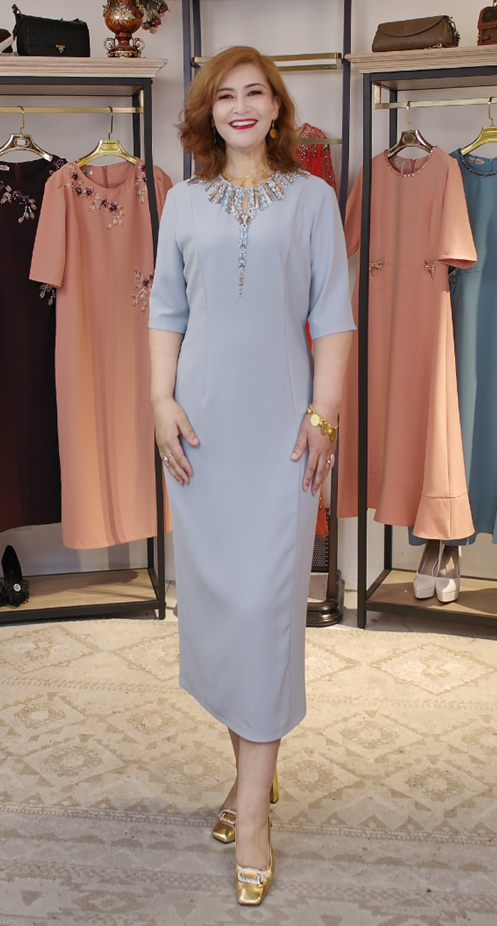  【何玲服装高订】（5-22）25-24新款秋冬高档连衣裙