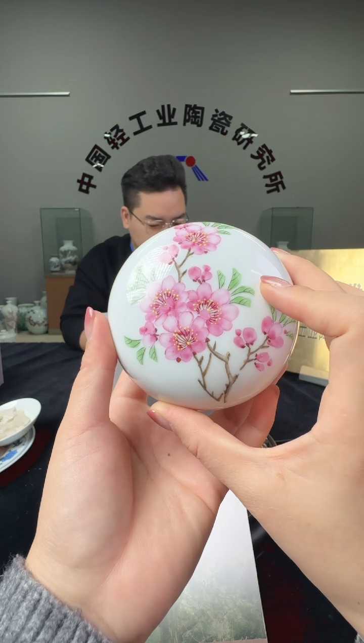 瓷水点桃花印泥盒