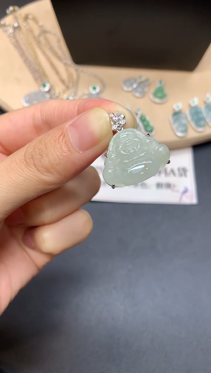 【闪购商品】翡翠吊坠(不含链)银S925镶嵌佛公【多样性发其一】