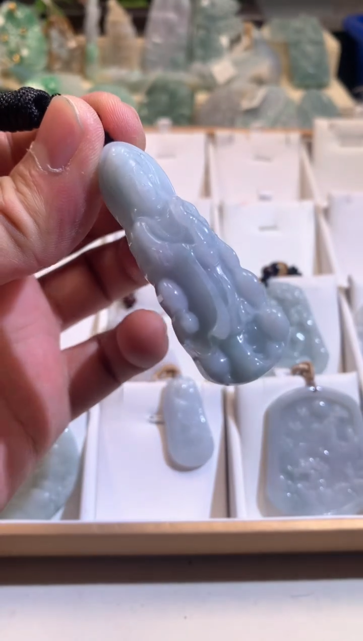 【闪购商品】翡翠颈饰未镶嵌02/12/156