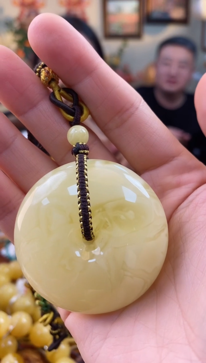 【闪购商品】琥珀颈饰未镶嵌吊坠