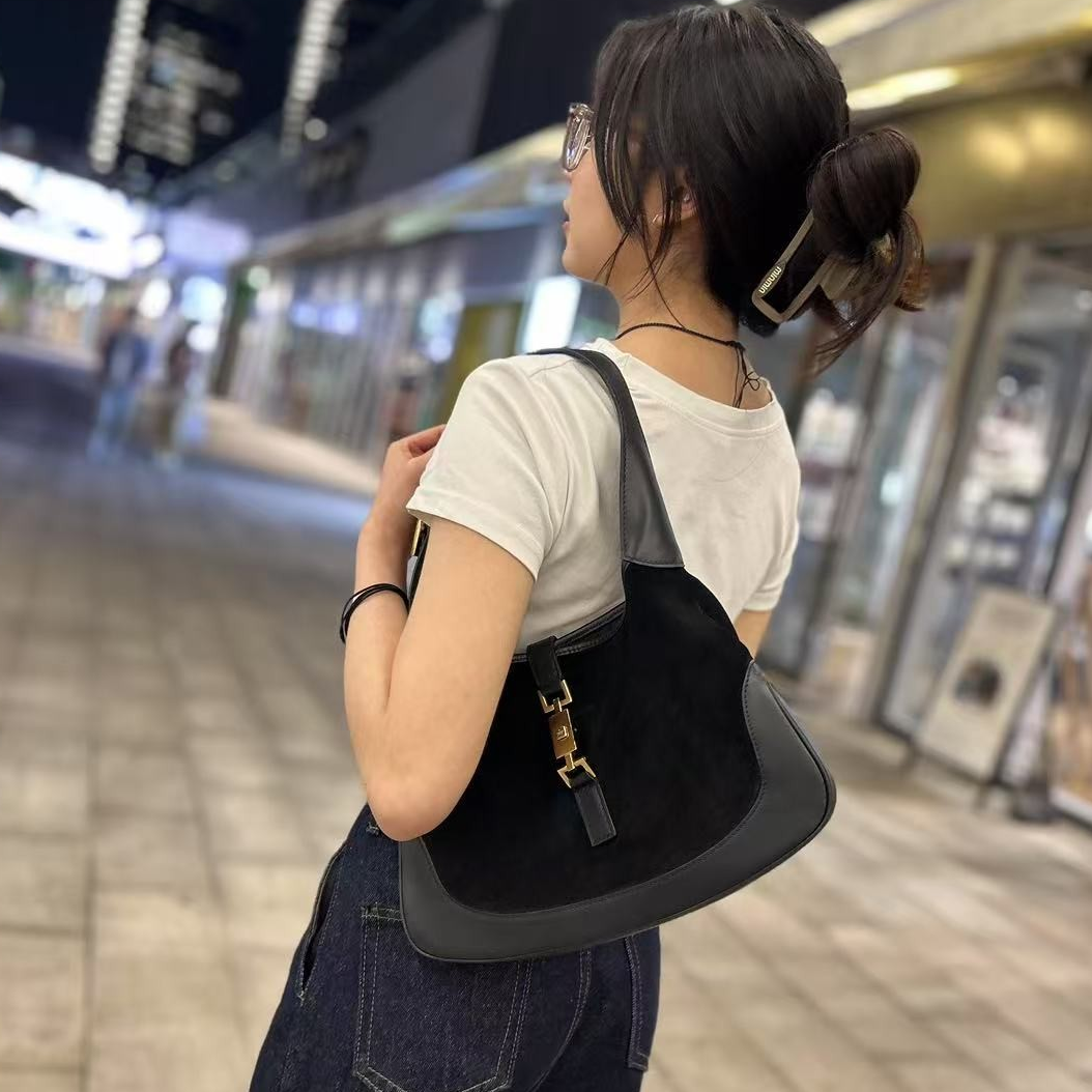 95新 GUCCI/古驰 95新 古驰 黑色手提包 腋下包