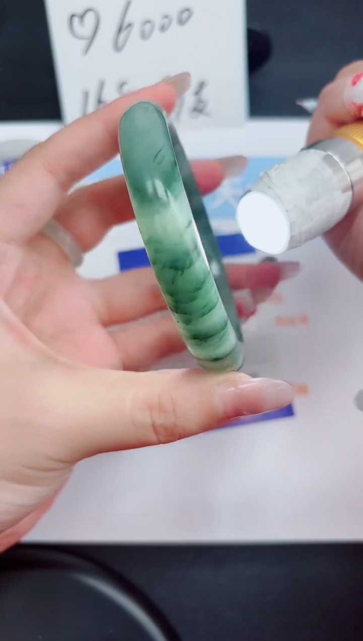 石英质玉手镯未镶嵌16-64.5