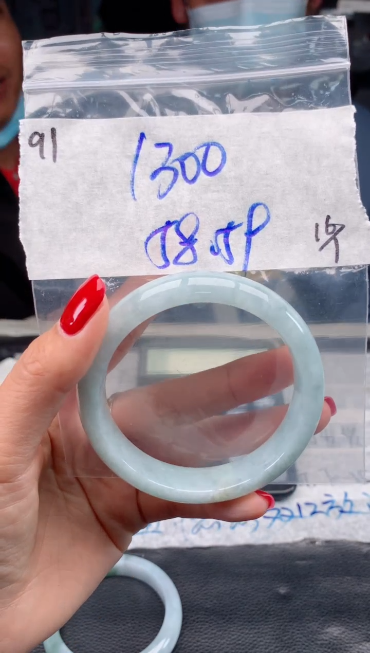 【闪购商品】定制翡翠未镶嵌91毛货需精细抛光手镯多样性拍一发一