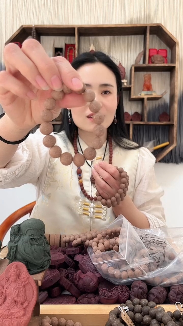 【闪购商品】泥塑内府龙涎单圈手串微瑕