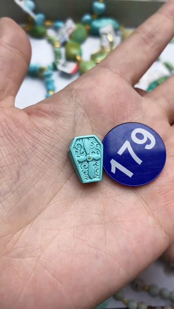 【闪购商品】绿松石雕刻件未镶嵌179