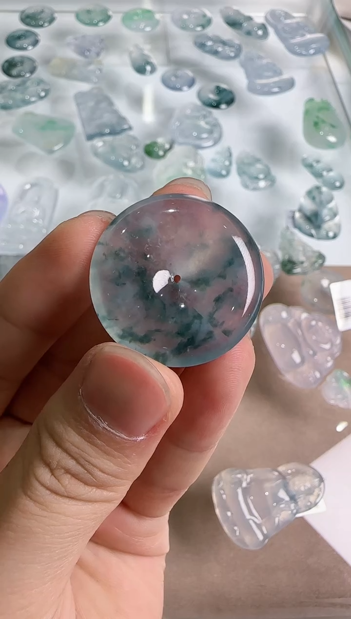 【闪购商品】翡翠吊坠(不含链)未镶嵌..