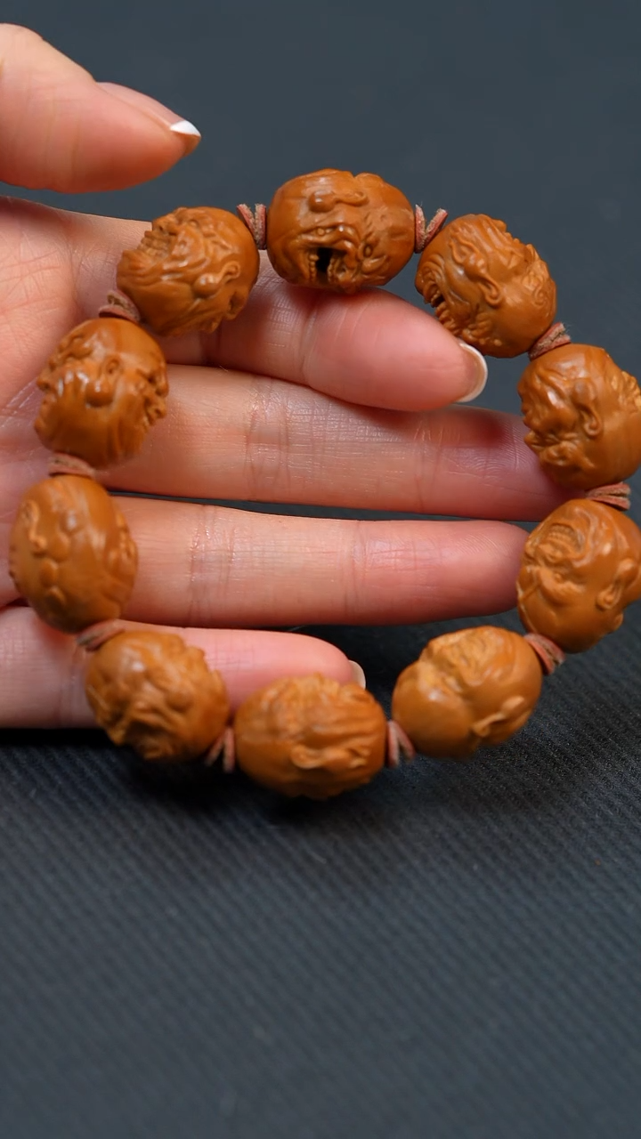 【闪购商品】橄榄核手串双面恶僧