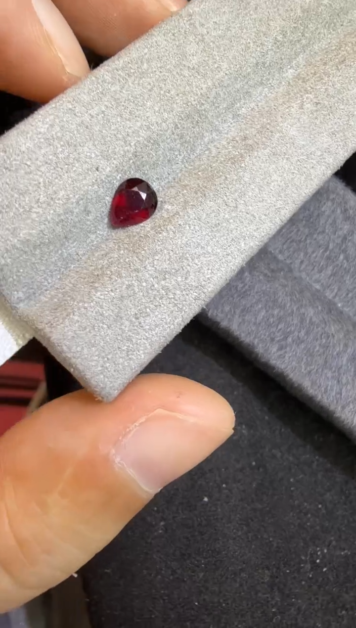 未镶嵌定制定制碧玺天然卢比来0.55克拉