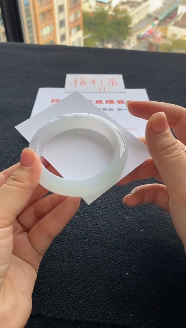 【闪购商品】翡翠手镯未镶嵌买断价XW23011556