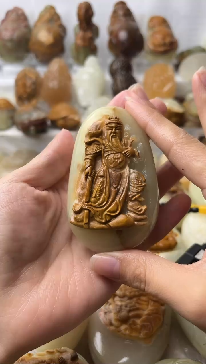 石材方解石手把摆件不退换关公