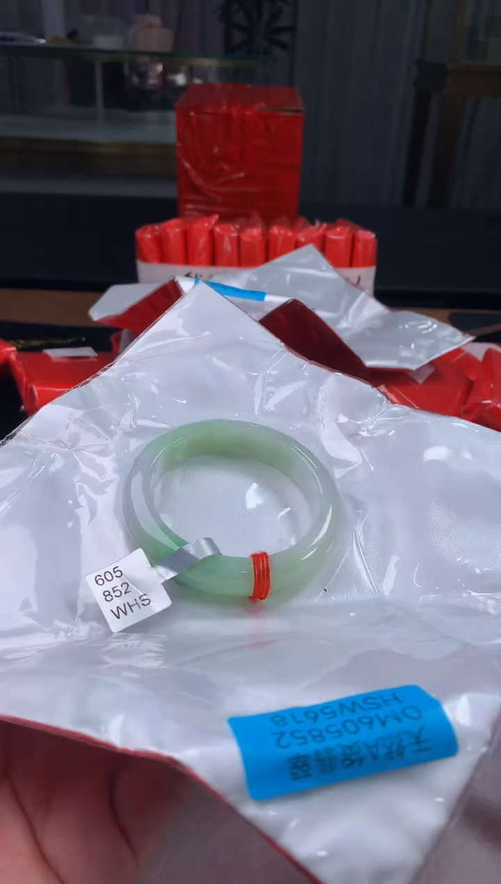 未镶嵌定制翡翠5087毛货不退不换 54-55