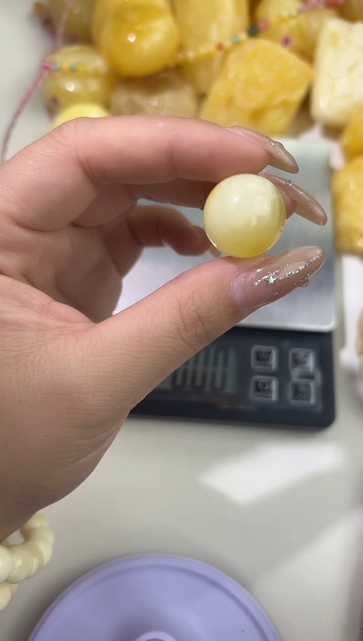 裸石琥珀未镶嵌天然琥珀蜜蜡圆珠