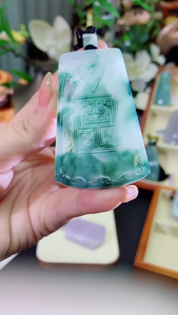 颈饰未镶嵌翡翠缅甸天然翡翠