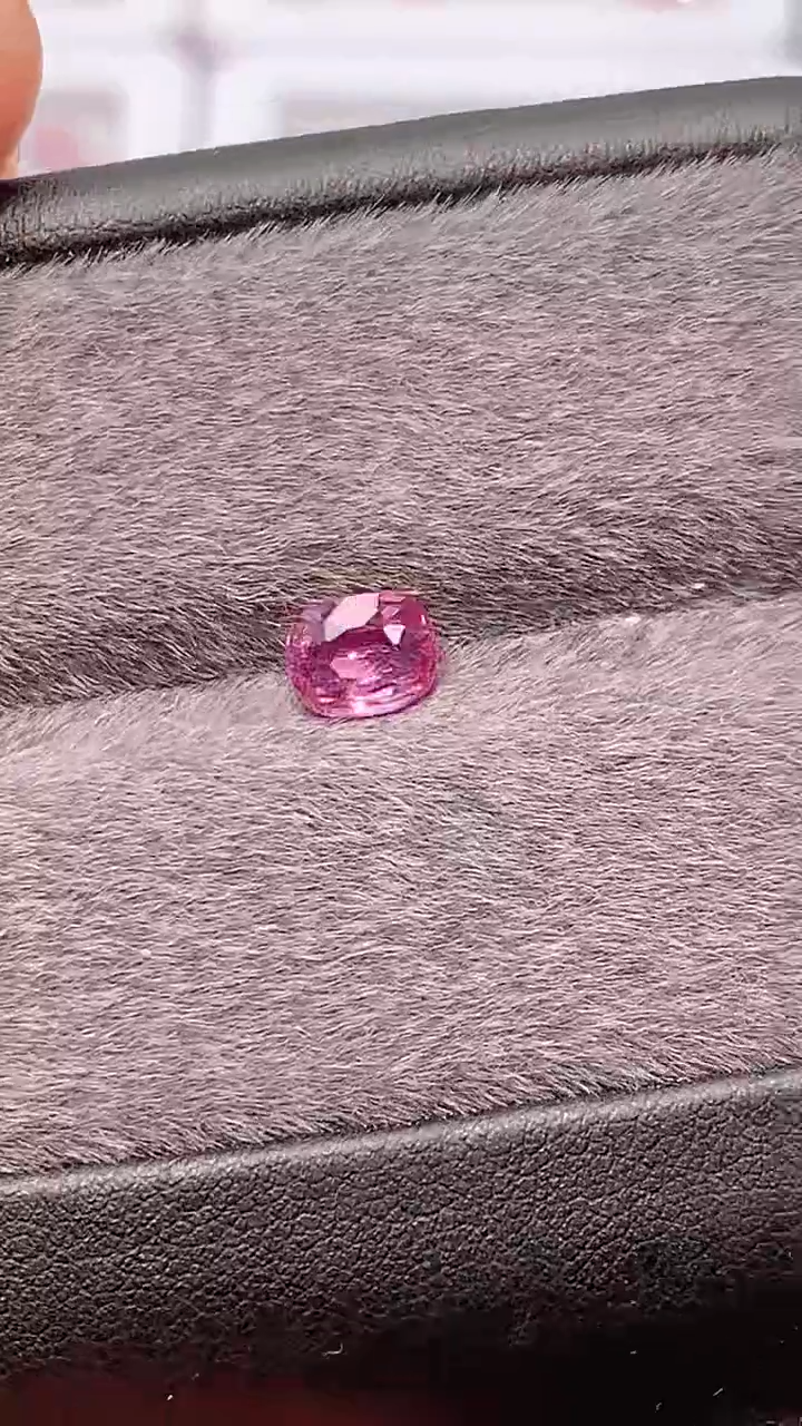 【闪购商品】蓝宝石裸石未镶嵌无烧1.04