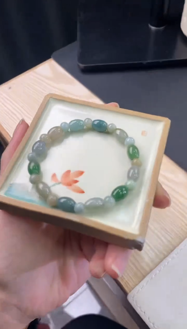 【闪购商品】翡翠手链未镶嵌手串205