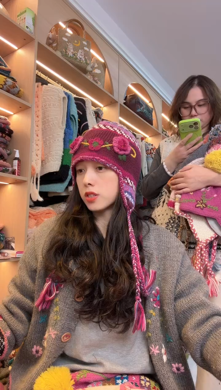 羊毛美利奴粉色紫护耳帽