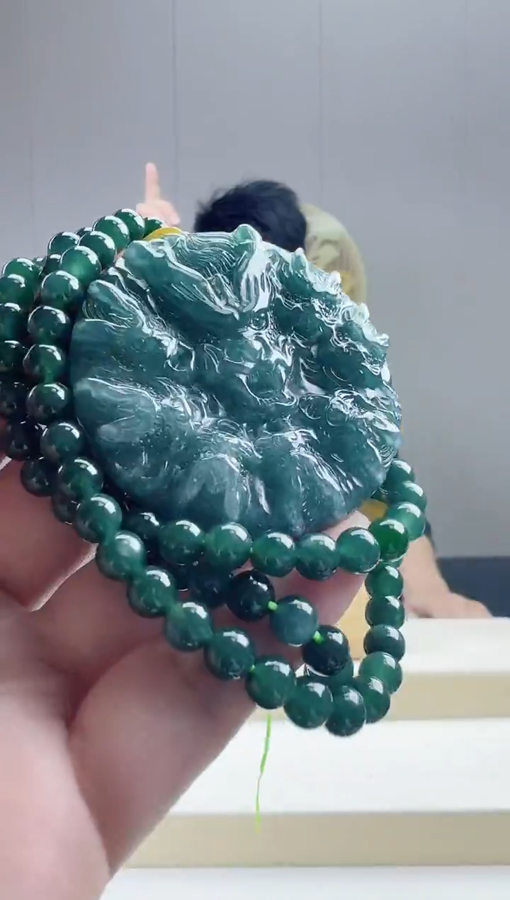 颈饰未镶嵌翡翠天然A货翡翠  多样性随机发其一