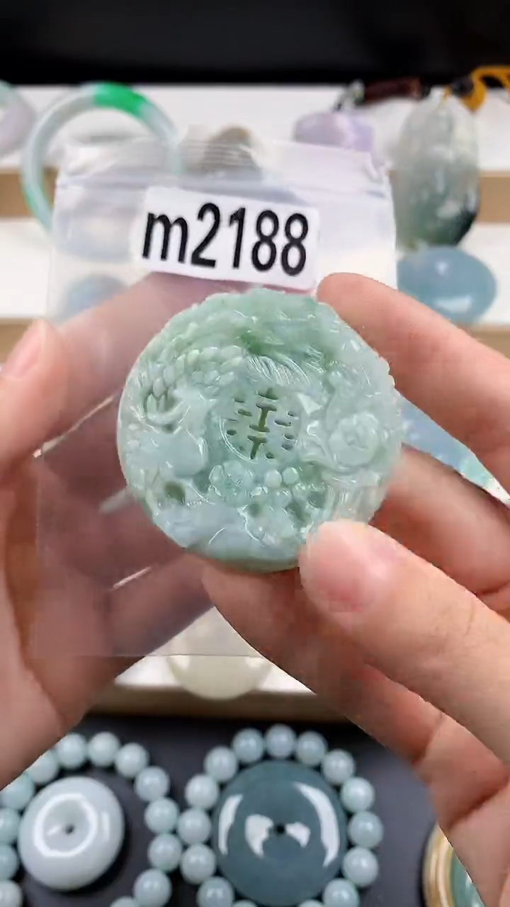 颈饰未镶嵌翡翠天然翡翠吊坠挂件