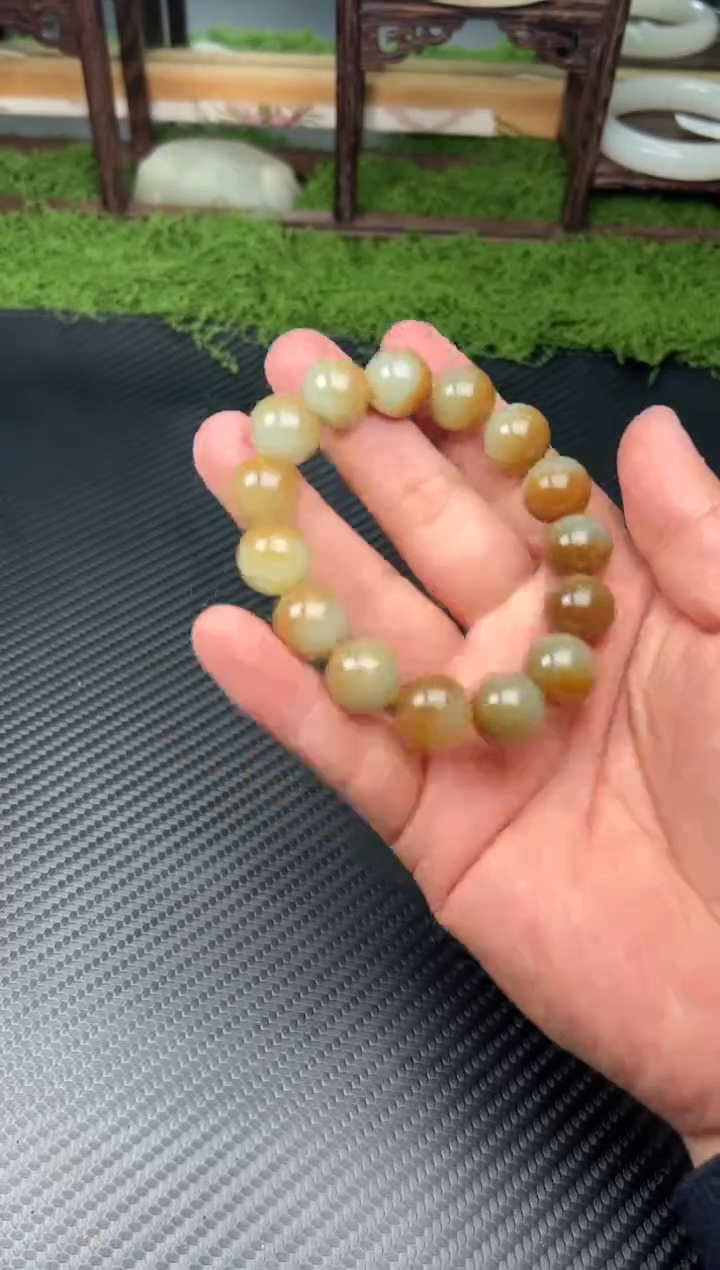 未镶嵌手串和田玉若羌微色差卡14