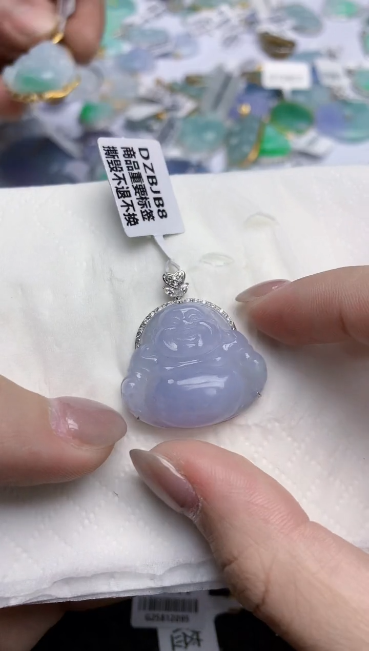 【闪购商品】翡翠颈饰18K金镶嵌天然翡翠A货