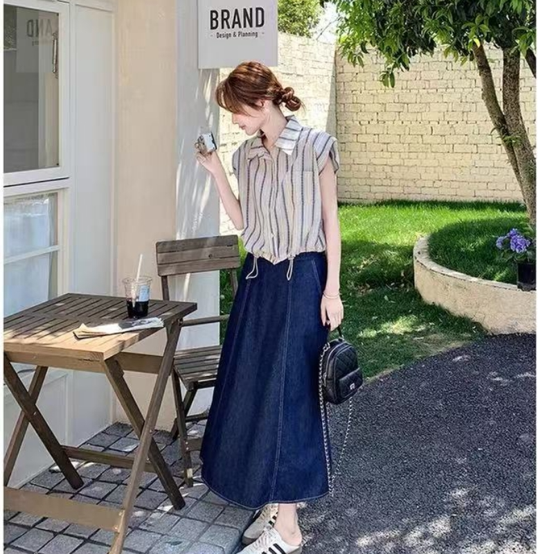 【飞姐】时尚气质显瘦上衣+牛仔半身裙两件套装T318款