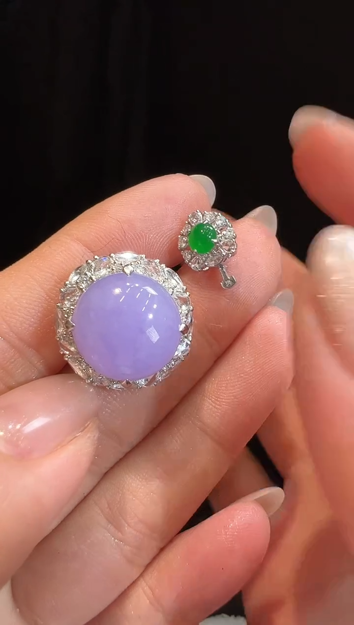 【闪购商品】翡翠颈饰18K金镶嵌吊坠