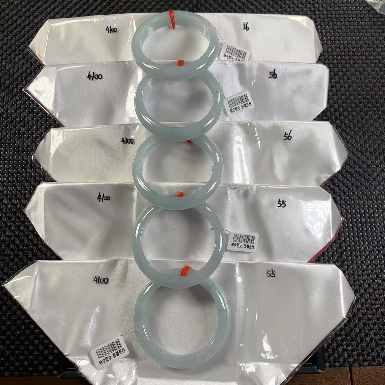 天然缅甸翡翠A货手镯多样性发货，发一件