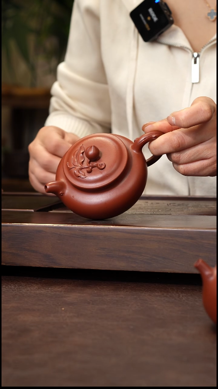 茶壶紫砂朱泥泥绘寿桃仿古180cc左右