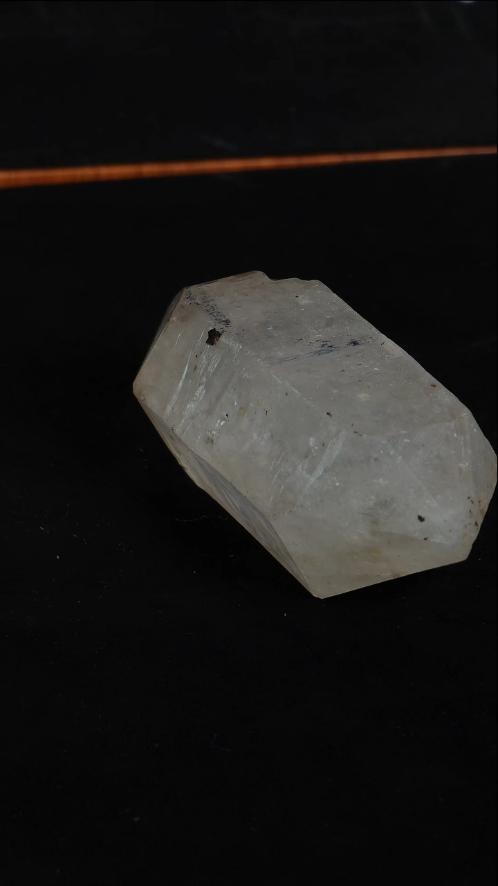 未镶嵌珠宝半成品水晶水胆原石D632