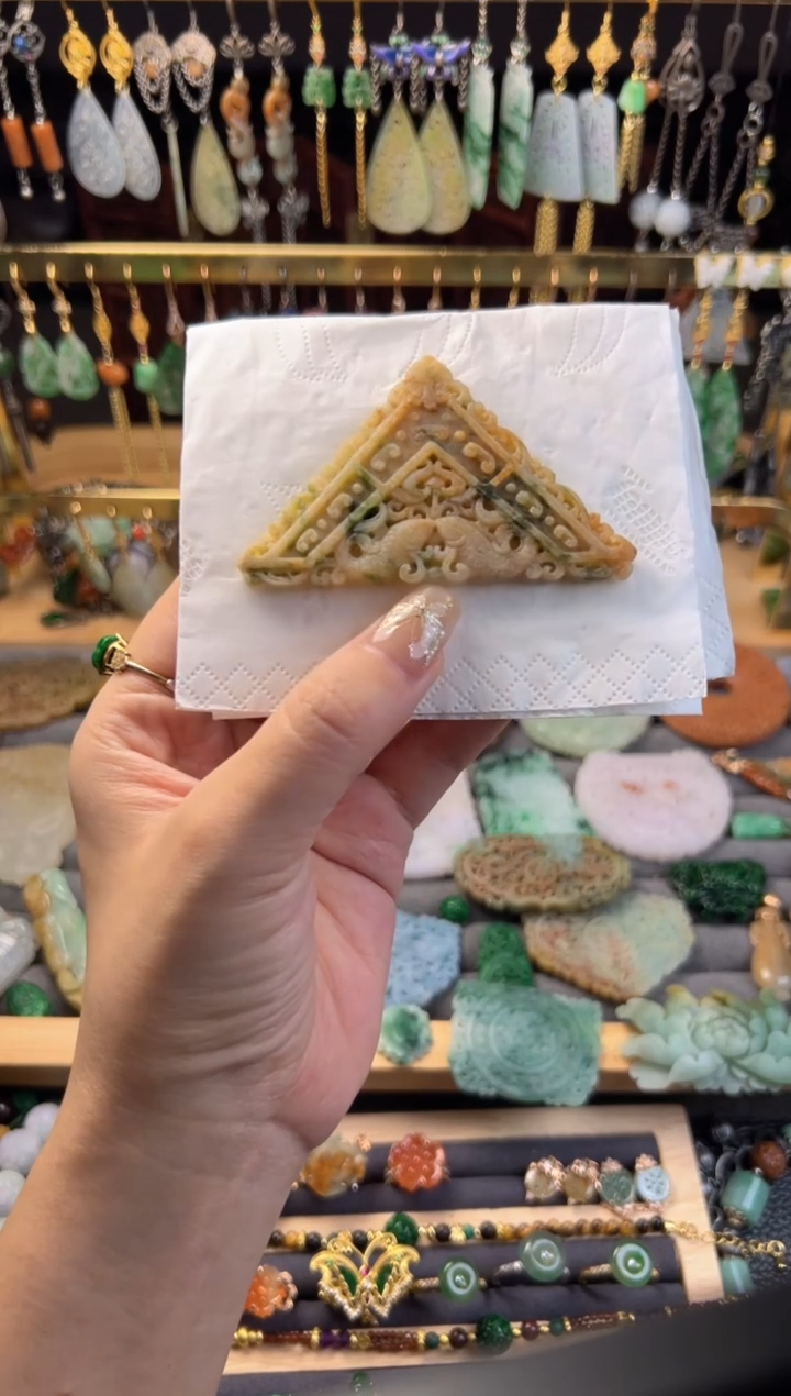 未镶嵌定制翡翠凝*翡翠