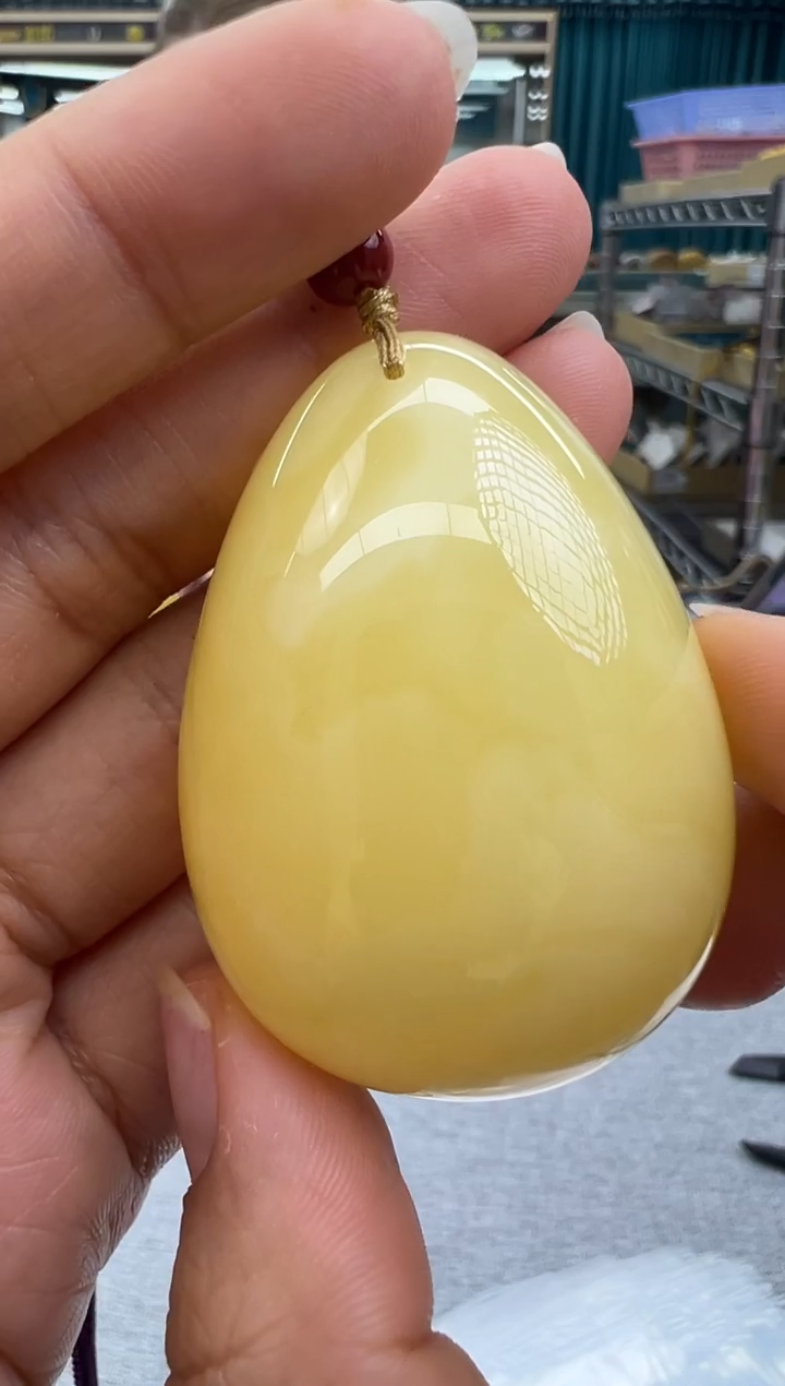 未镶嵌颈饰琥珀102秒拍号假一罚十