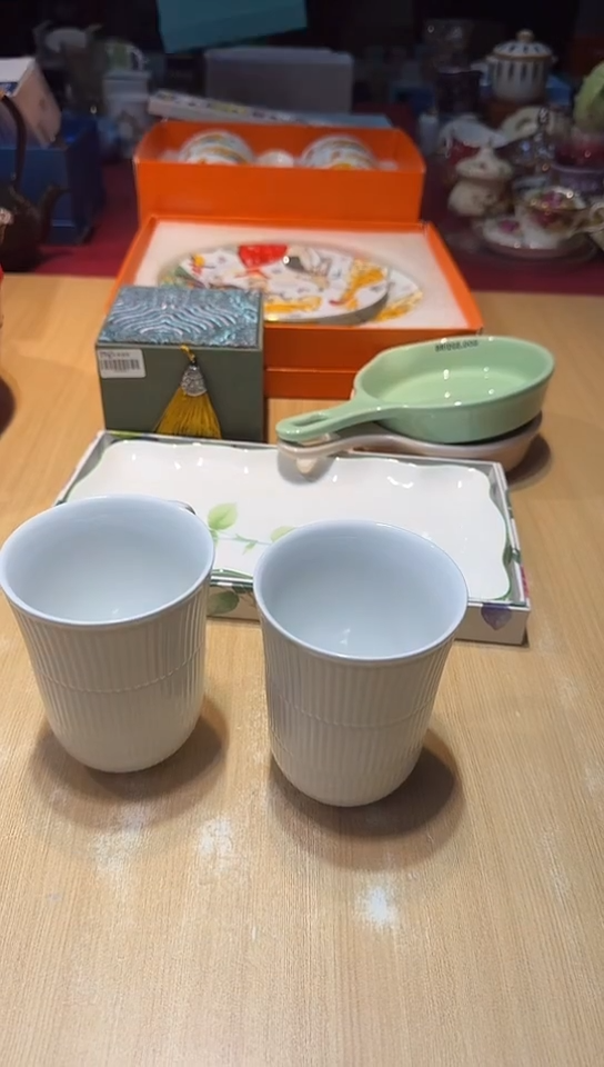 瓷片生活的本意是开心阿@@1