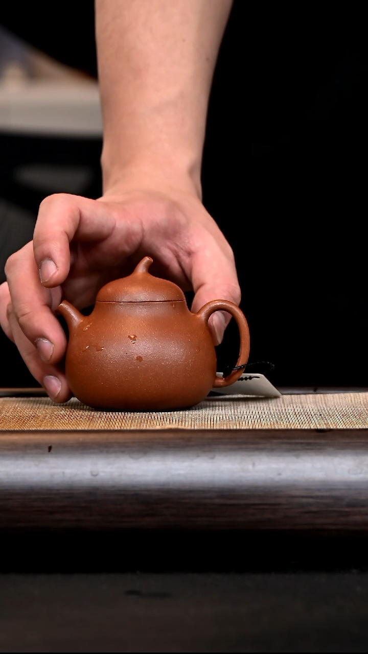【闪购商品】紫砂茶壶XH12275 茄段 降坡