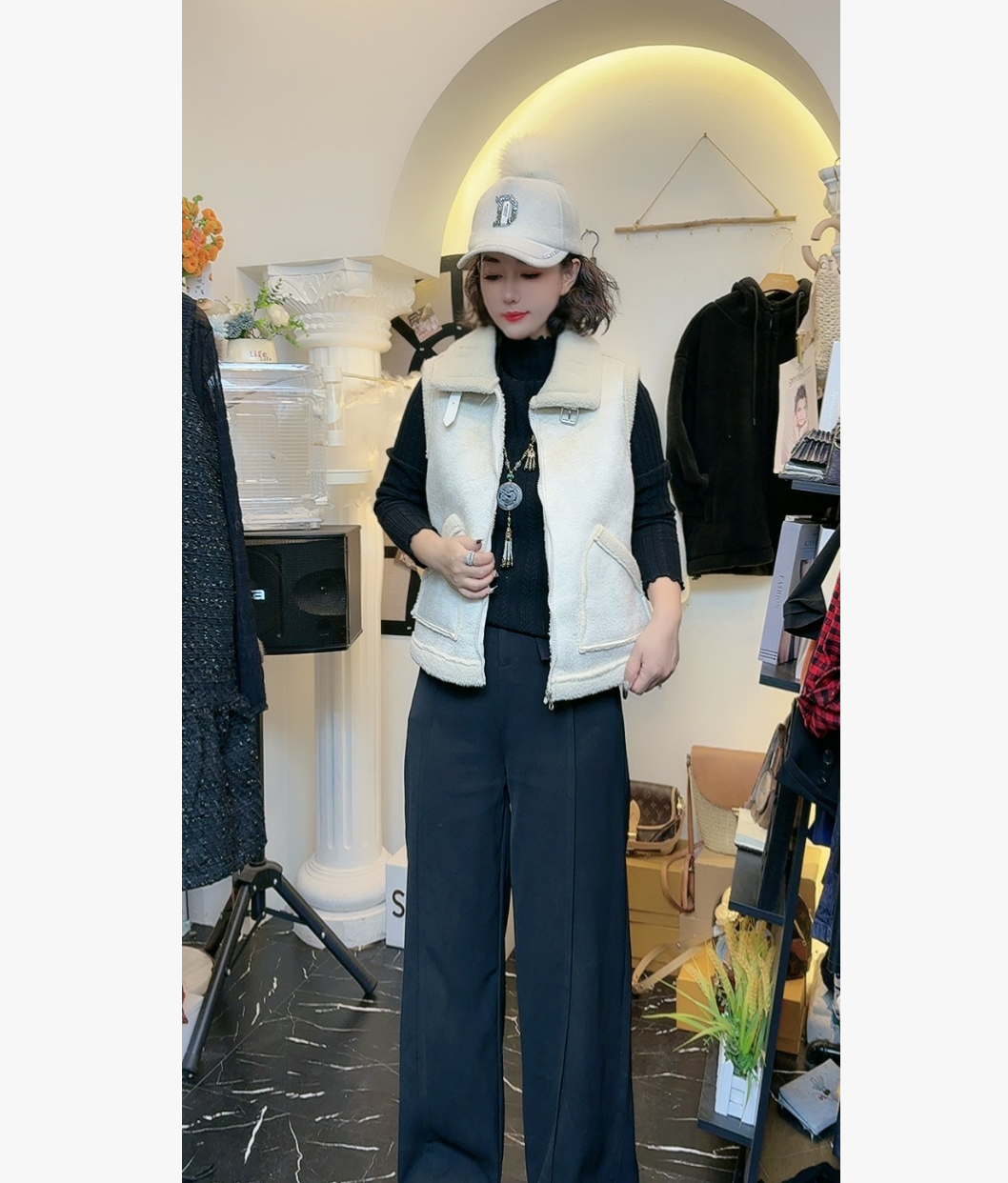 Q25 101410 新款撞色外套女款保暖加厚显马夹