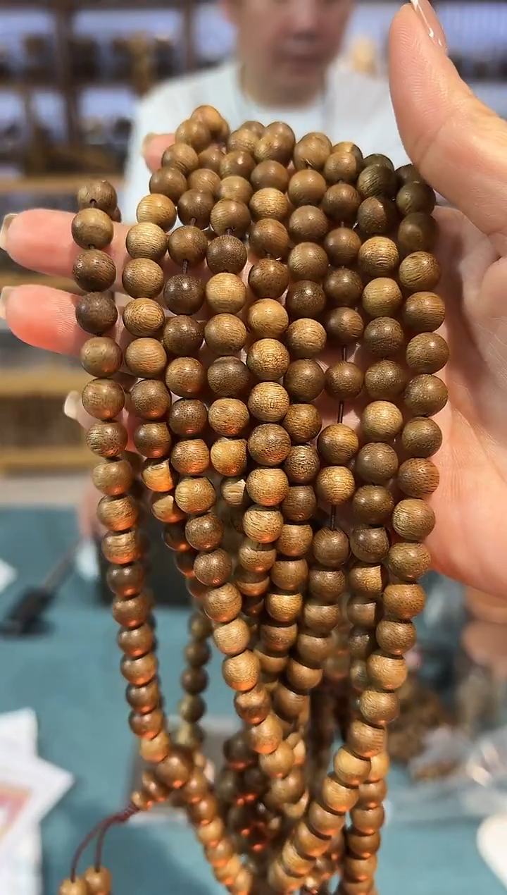 沉香手串文莱金丝软油0.8cm多圈沉香手串