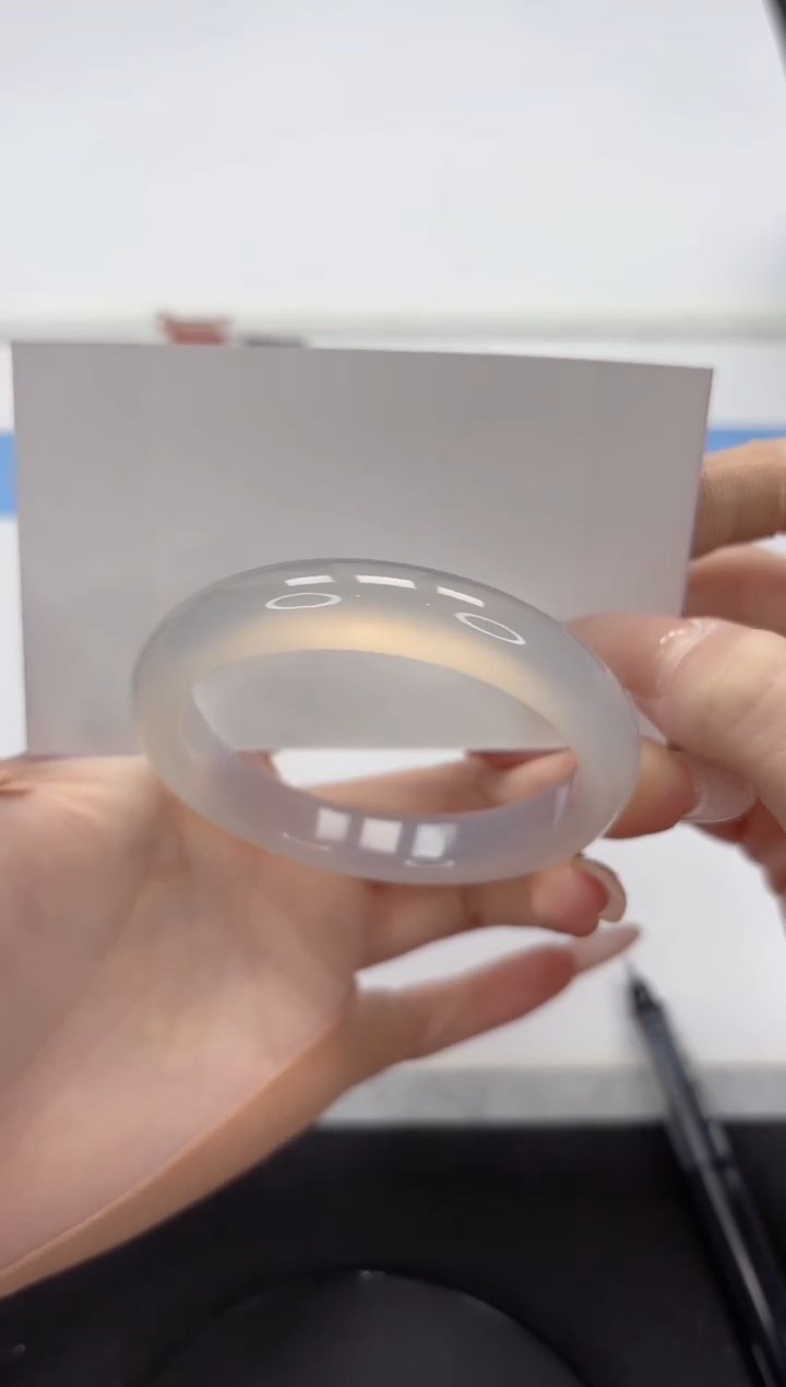 【闪购商品】石英质玉手镯未镶嵌A240-54.5